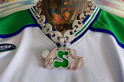 ysl record chain
